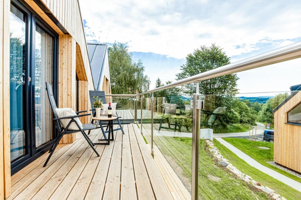 Apartmany Karlovy Dvory ฮอร์นี ปลานา ภายนอก รูปภาพ