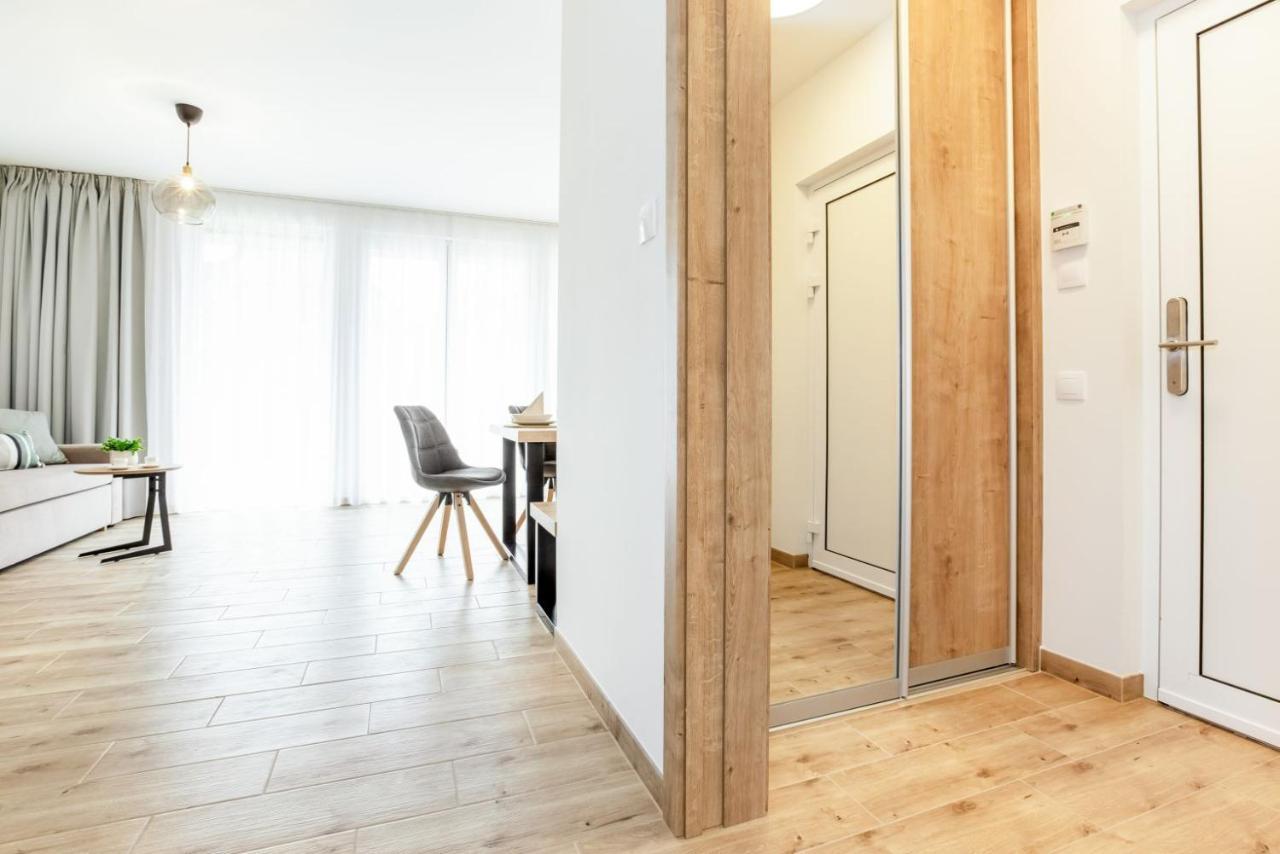 Apartmany Karlovy Dvory ฮอร์นี ปลานา ภายนอก รูปภาพ