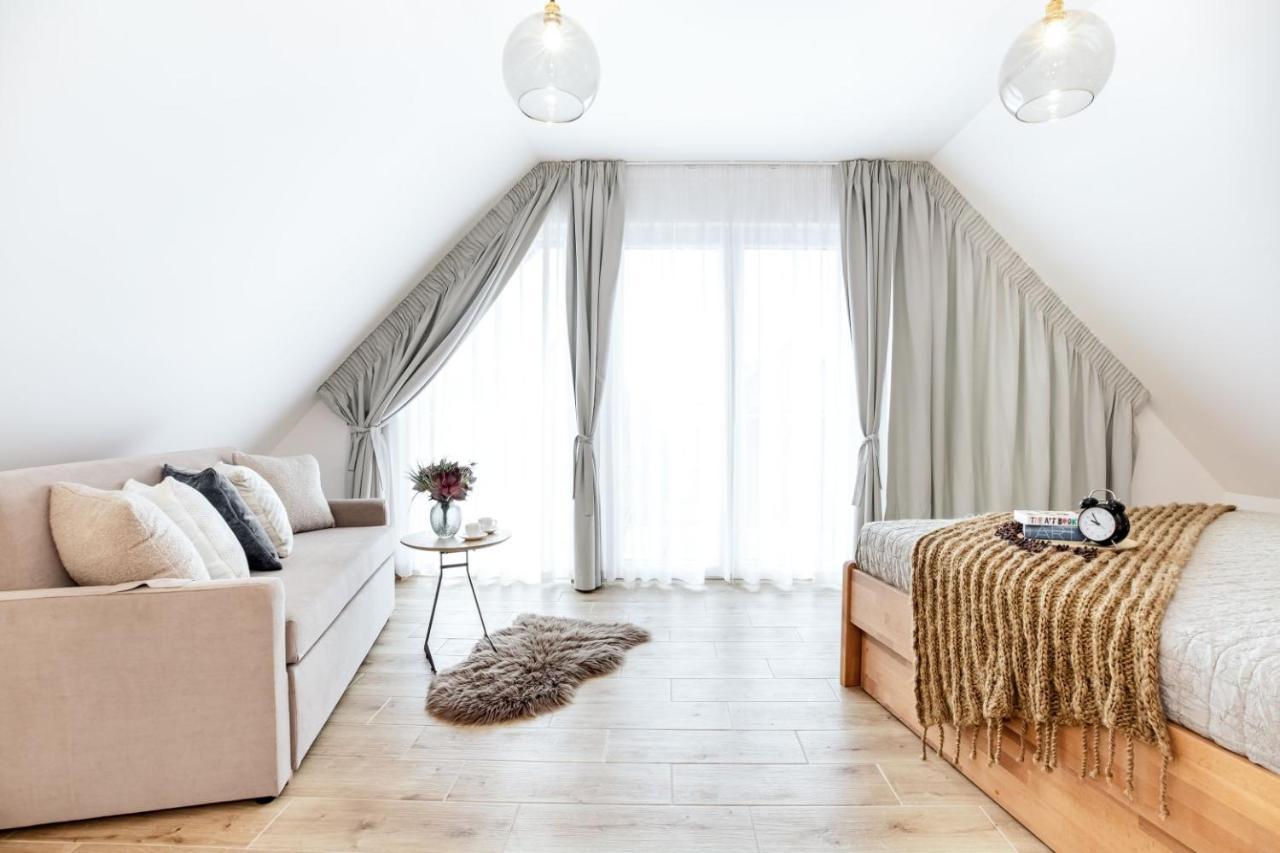 Apartmany Karlovy Dvory ฮอร์นี ปลานา ภายนอก รูปภาพ