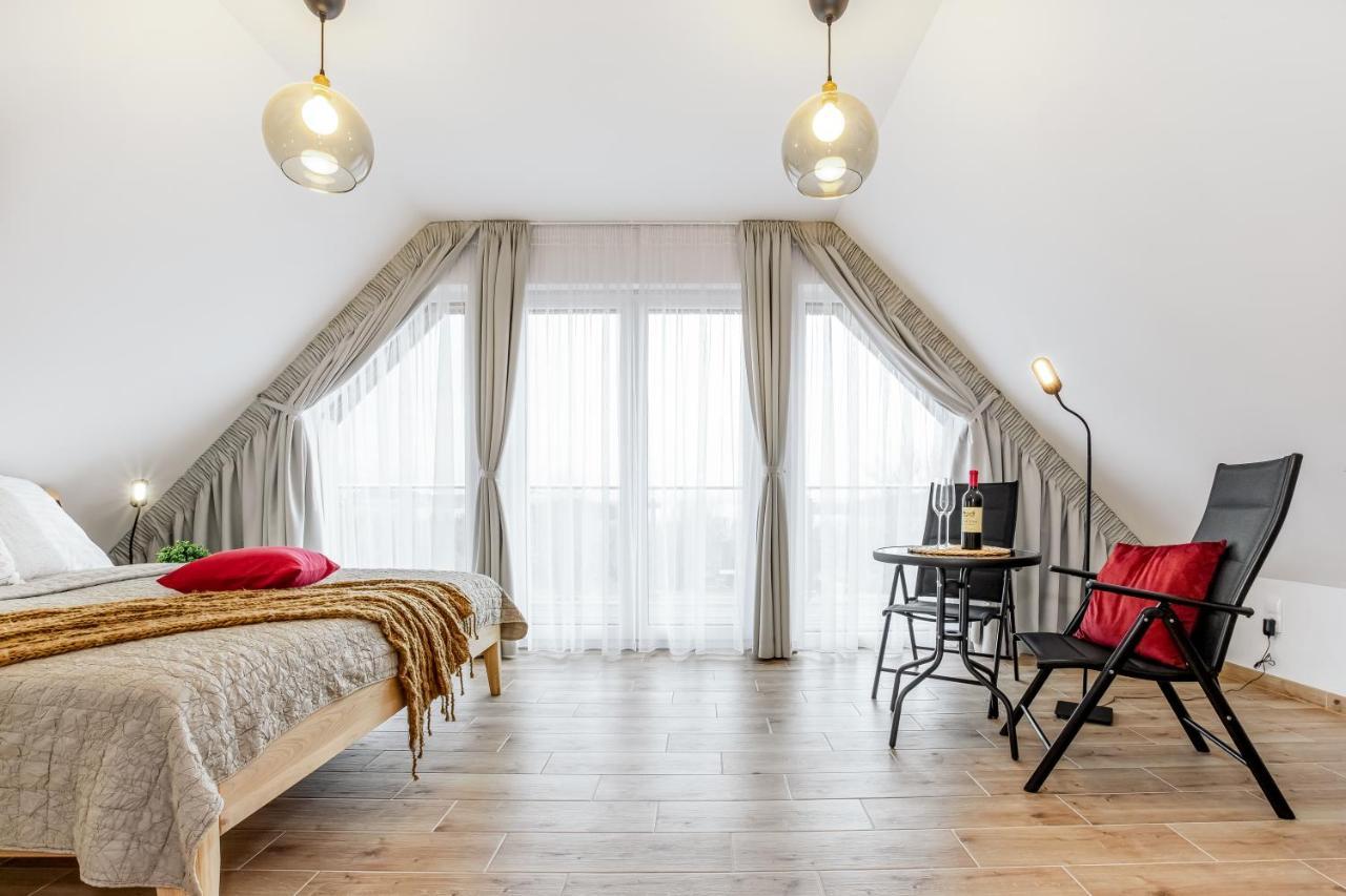 Apartmany Karlovy Dvory ฮอร์นี ปลานา ภายนอก รูปภาพ