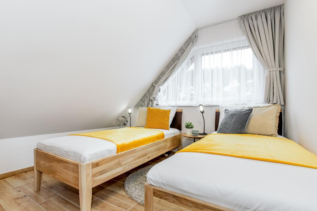 Apartmany Karlovy Dvory ฮอร์นี ปลานา ภายนอก รูปภาพ